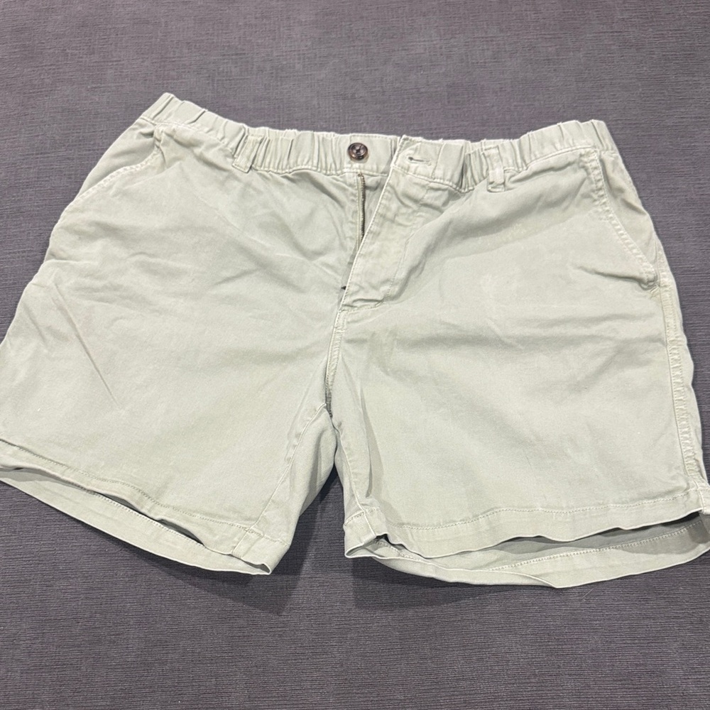 Men's Classic Tan Flat Front Shorts